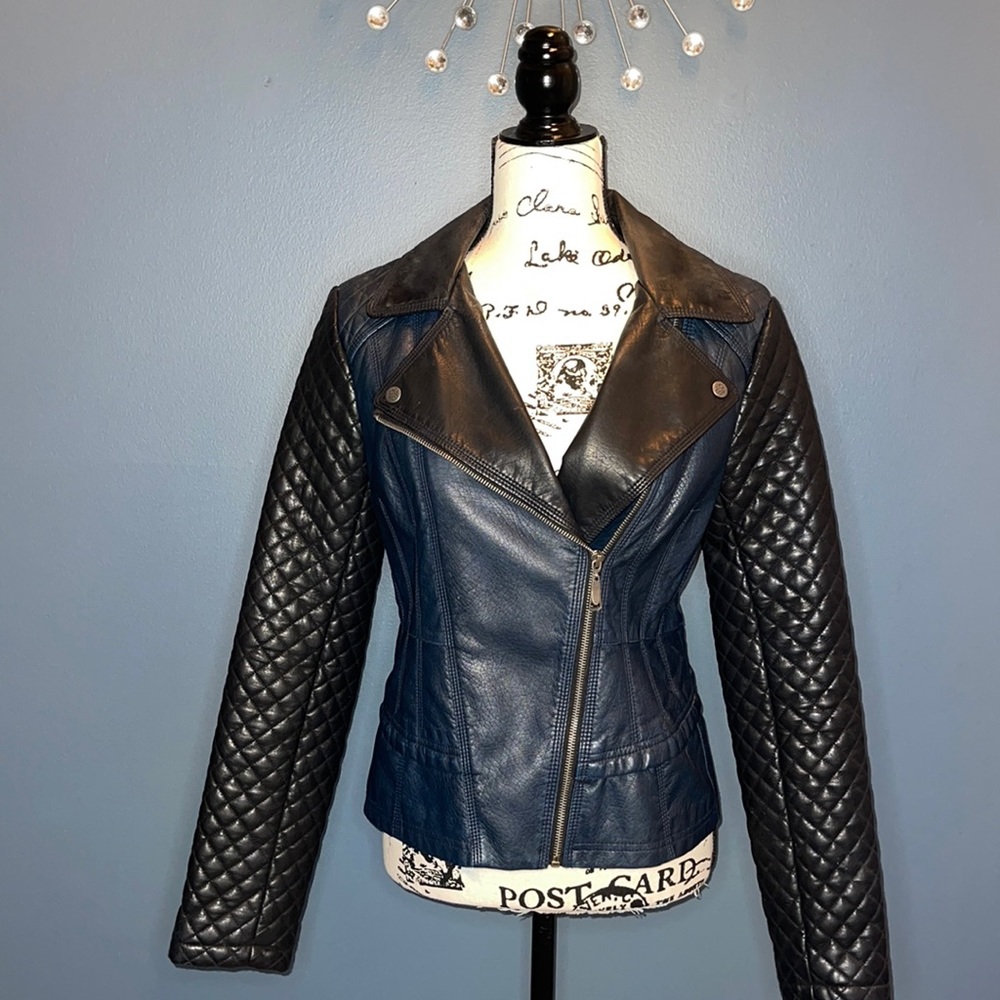 Jessica Simpson blue & black Faux Vegan leather jacket w/quilted top & Sleeves